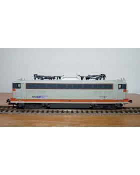 LIMA  véro 208439L,  motrice BoBo BB 17047  SNCF  BO 