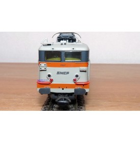 LIMA  véro 208439L,  motrice BoBo BB 17047  SNCF  BO 