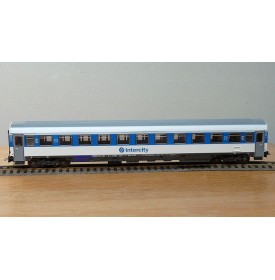 ROCO 44372, voiture Club Intercity  EUROFIMA  type B11x  2  Cl.  RENFE BO