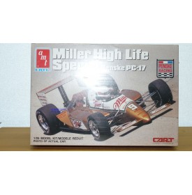 AMT 6881 PENSKE PC-17 MILLER HIGH LIFE  1/25  BO