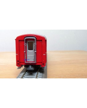 BEMO  3253 127 , voiture unifiée 1 ère série de 2 ème classe type B  N°: 2317 Arosa  RhB  BO