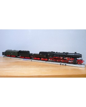Märklin Digital 26830, coffret loco Br 52 + chasse neige Henschel  DB BO