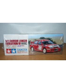 TAMIYA 24200 Volkswagen New Beetle Neuve  BO