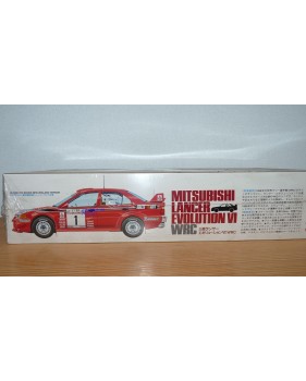 TAMIYA 24200 Volkswagen New Beetle Neuve  BO