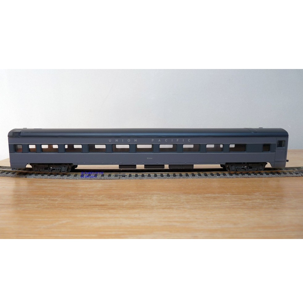 RIVAROSSI  2654, voiture grandes lignes ( chair coach )  N°: 5344  UP BO