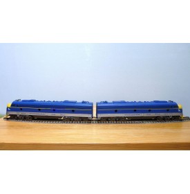 RIVAROSSI 1823, locos diesel EMD E8 A Cheasapeake and Ohio ( C&O )  BO