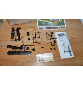 REVELL 85 2326 REYNARD VISTEON 1/25 BO