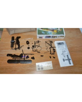 REVELL 85 2326 REYNARD VISTEON 1/25 BO