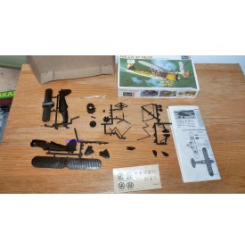 REVELL 85 2326 REYNARD VISTEON 1/25 BO