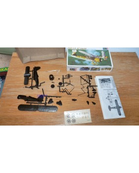 REVELL ancien H648, chasseur italien FIAT C.R.42 FALCO  BO 1/72