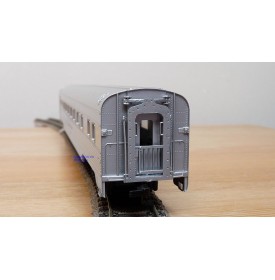 RIVAROSSI  véro 6851, voiture coach  ( corrugated  side coach ) N°: 3252   Louisville & Nashville ( Monon ) Neuf  BO