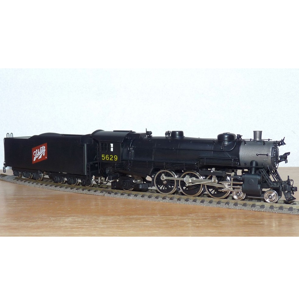 Sunset Models / Walthers932- 5629, Loco Pacific  Great Circus Train Schlitz Old Milwaukee BO