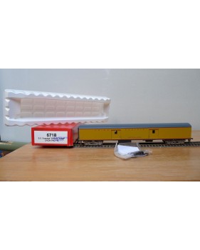 RIVAROSSI  6718, fourgon grandes lignes ( smooth side baggage )  "Western Lodge "   UP BO