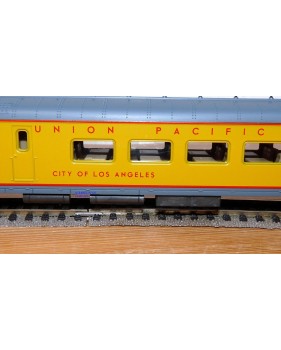 RIVAROSSI  6722, voiture restaurant ( smooth side dinner )  " City of Los Angeles "  UP BO
