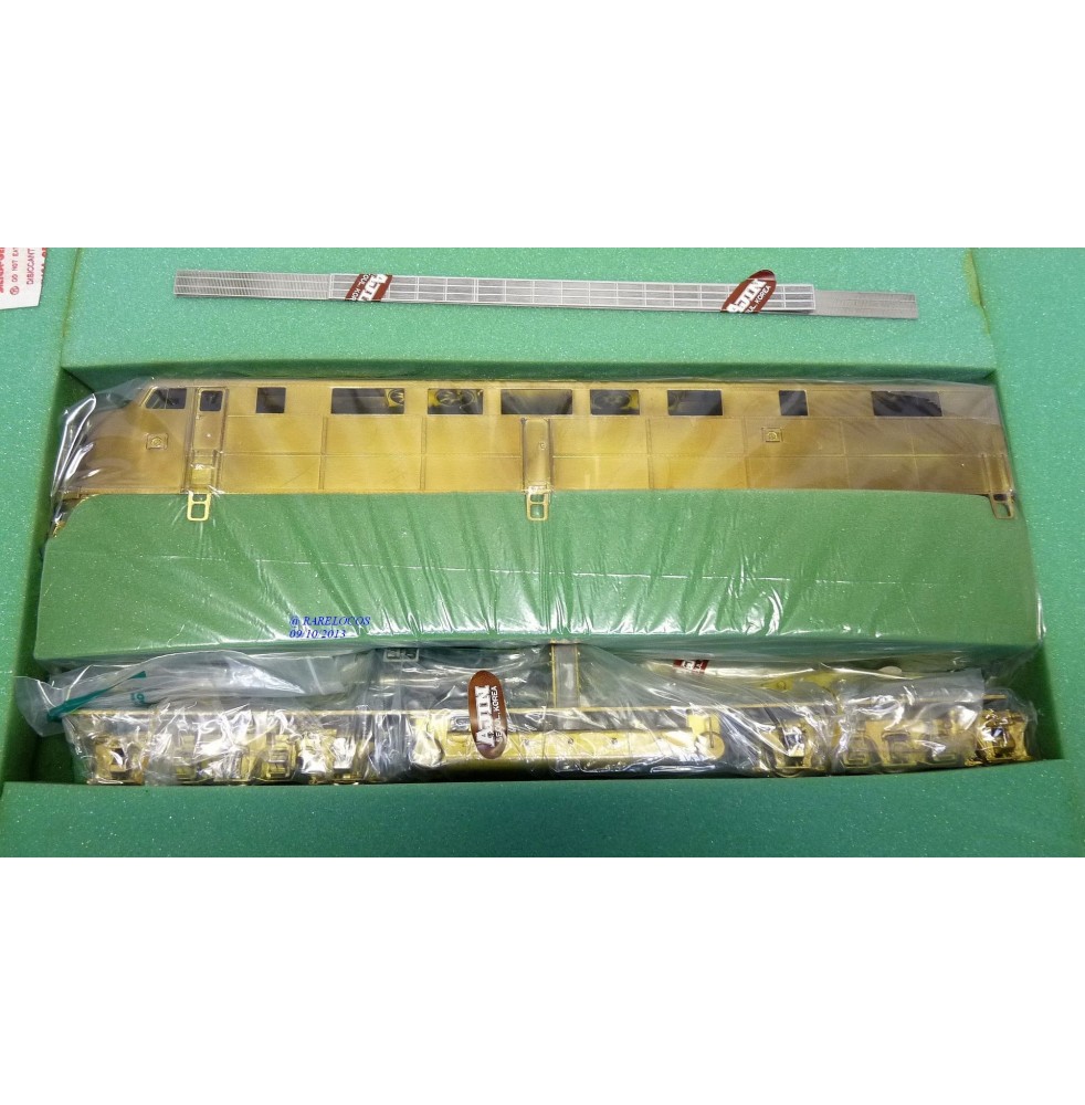 Overland Models ( OMI ) 0337, loco diesel de ligne EMD  E 8/9 unité A  Neuf   BO 