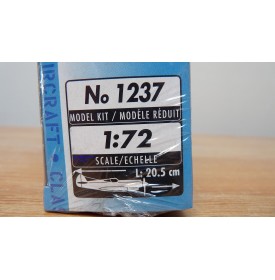 ITALERI 1225  Bombardier SAVOIA MARCHETTI SM79 SPARVIERO Neuf 1/72