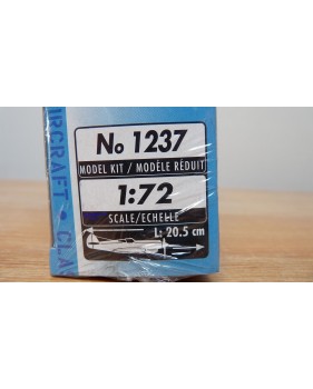ITALERI 1225  Bombardier SAVOIA MARCHETTI SM79 SPARVIERO Neuf 1/72