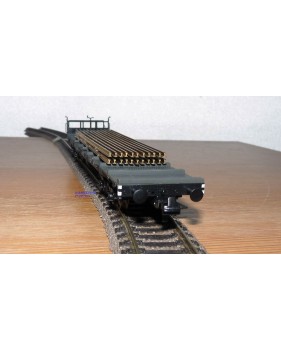 ROCO 46490, wagon plat ancien chargé de rails DB  BO