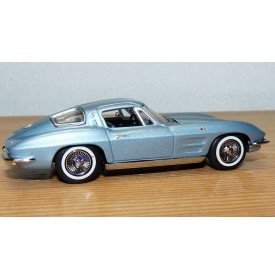 MATCHBOX  CCV 05-M, CHEVROLET CORVETTE COUPE Split Window 1963  BO