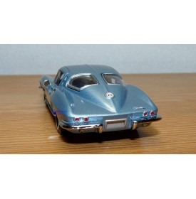 MATCHBOX  CCV 05-M, CHEVROLET CORVETTE COUPE Split Window 1963  BO