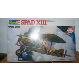 REVELL 4418, chasseur biplan SPAD XIII   Neuf  BO 1/ 28