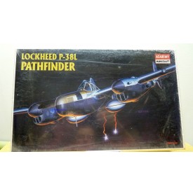 ACADEMY 2151, LOCKHEED P-38 L  Pathfinder  Neuf  BO 1/48 