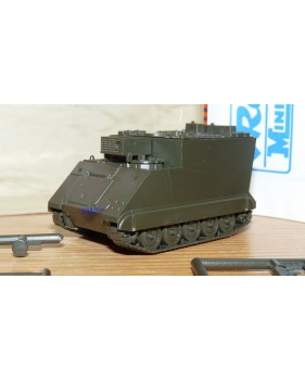 ROCO Minitanks 349, Char blindé  de poste de commandement  M577 A1G   Neuf  BO 1/87 HO