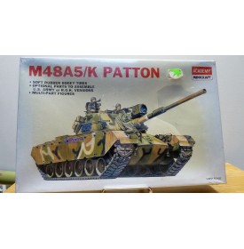 ACADEMY 1355, char américain M48 A5/K  PATTONNeuf  BO 1/48 