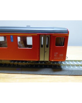 Voiture métallique à portes centrales AB 1157 Rhb BO