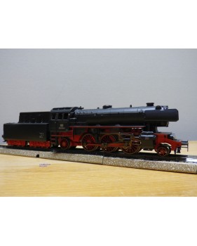 PRIMEX (Märklin) 3192 motrice Br 132 104-1  DB  BO