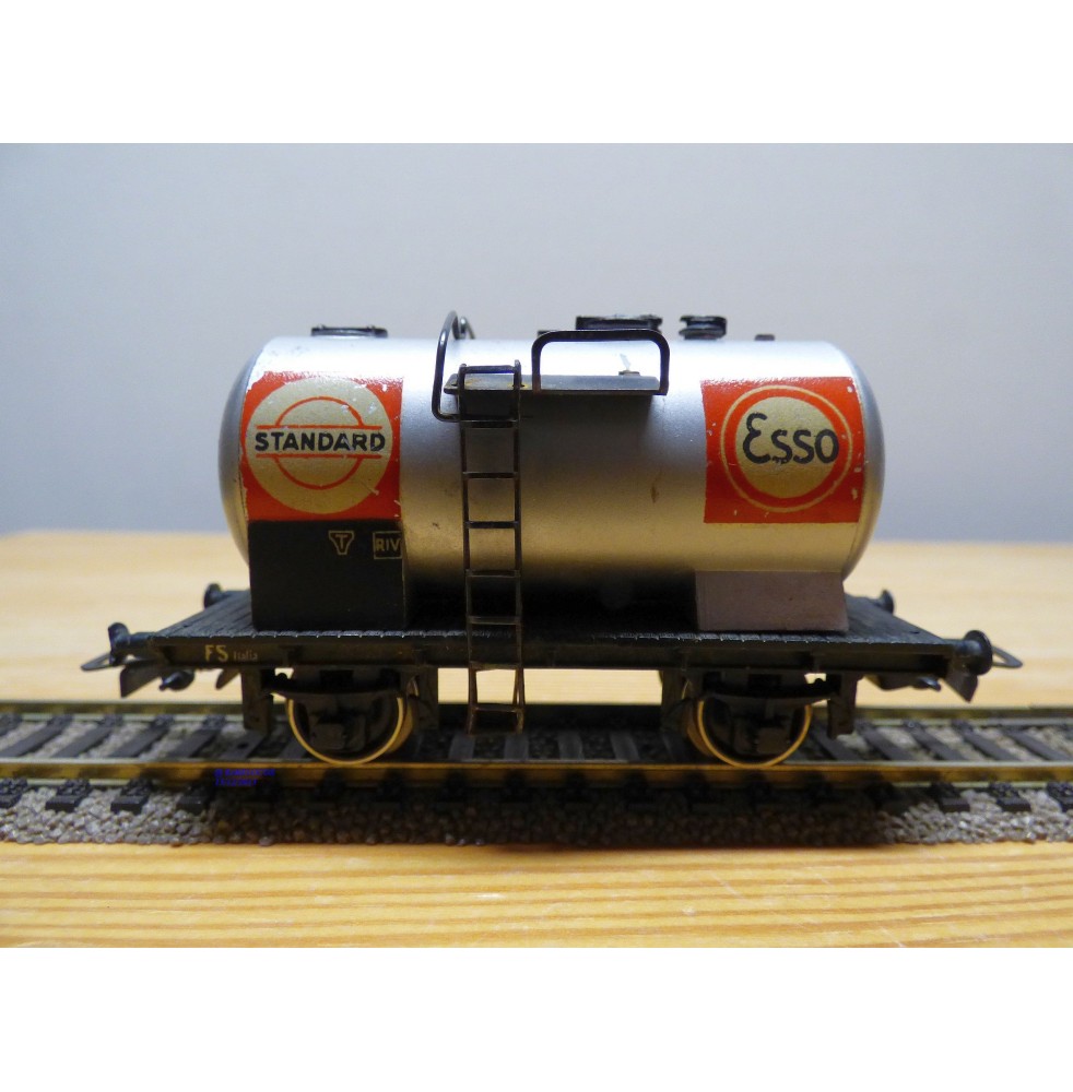 RIVAROSSI  C Be, wagon citerne STANDARD ESSO  FS  BO
