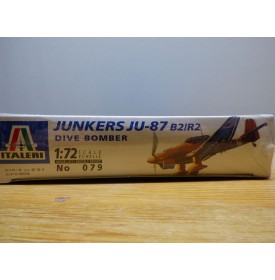 ITALERI 079,  JUNKERS  JU-87  B2/R2 STUKA  BO Neuf 1/72