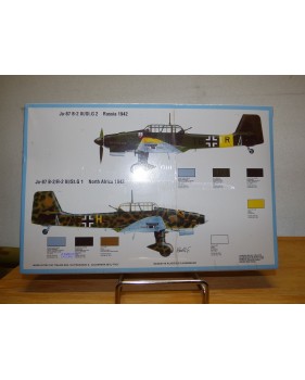 ITALERI 079,  JUNKERS  JU-87  B2/R2 STUKA  BO Neuf 1/72