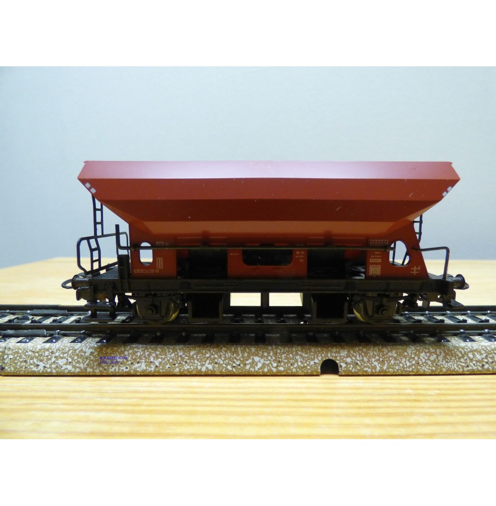 MÄRKLIN   4631 . 1,  wagon trémie à déchargement latéral  type  Otmm 70  DB   BO