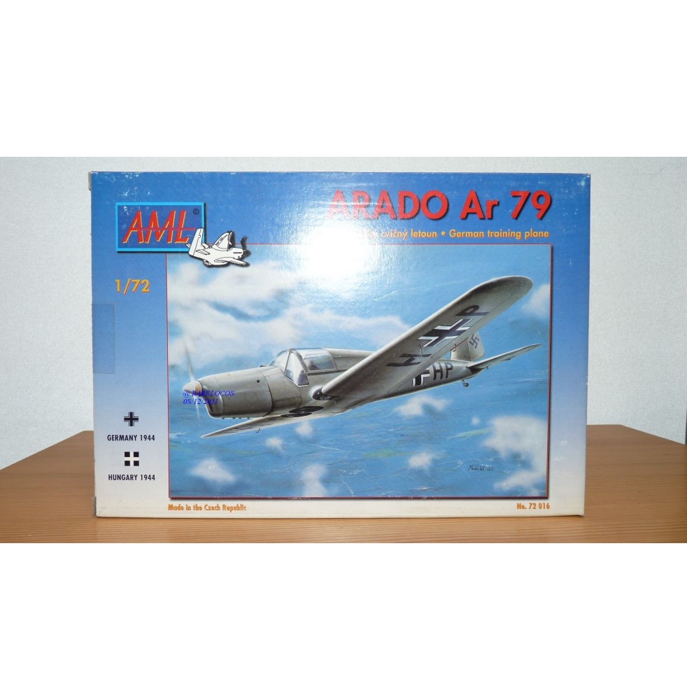 AML 72016 avion d'entrainement allemand ARADO Ar 79 Neuf BO 1/72