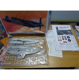 HOBBY CRAFT HC1584, VICKERS SUPERMARINE SEAFIRE Mk 15 Neuf  BO 1/48