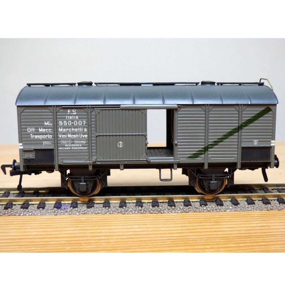 RIVAROSSI  véro 2011,  wagon couvert bi foudres   type Mva  FS  BO