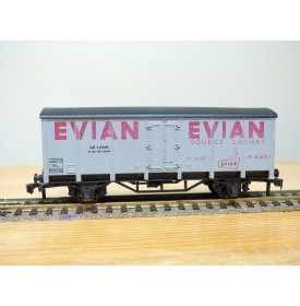 HORNBY acHO 7130, wagon couvert type SKw  EVIAN   SNCF  Neuf BO