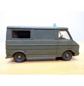 Solido 259, ambulance militaire Citroën C 35    Neuf   BO 