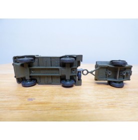 Solido 213,  Jeep Mercedes ( Peugeot DKW AUTO UNION  Munga ) et remorque   Neuf   BO  