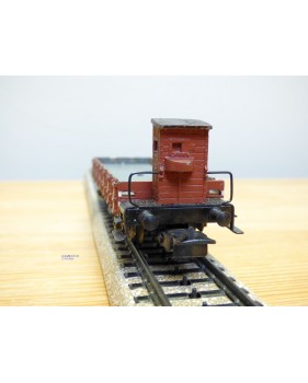 Märklin ancien 323  . 3,   wagon plat à ranchers à guérite   DB  BO