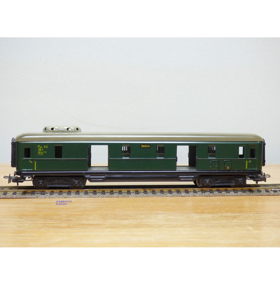 Märklin 346/4.5  (4012 ), fourgon  grandes lignes  ( D-Zug  Schürzenwagen )  DB  BO