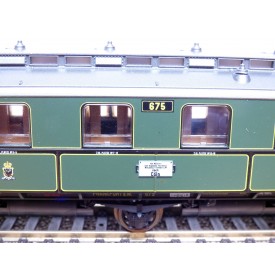 TRIX  52 3735,  voiture ancienne à 3 essieux  mixte de 1/ 2 Kl . K.B.Stb. Neuf   BO