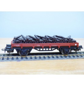 ELECTROTREN  1105, wagon plat  chargé de traverses RENFE BO