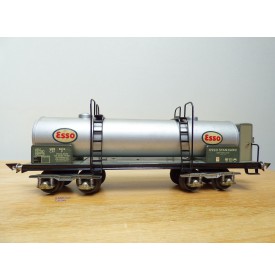 BUCO 8636 . 1, wagon citerne à guérite à bogies  ESSO   SBB  BO