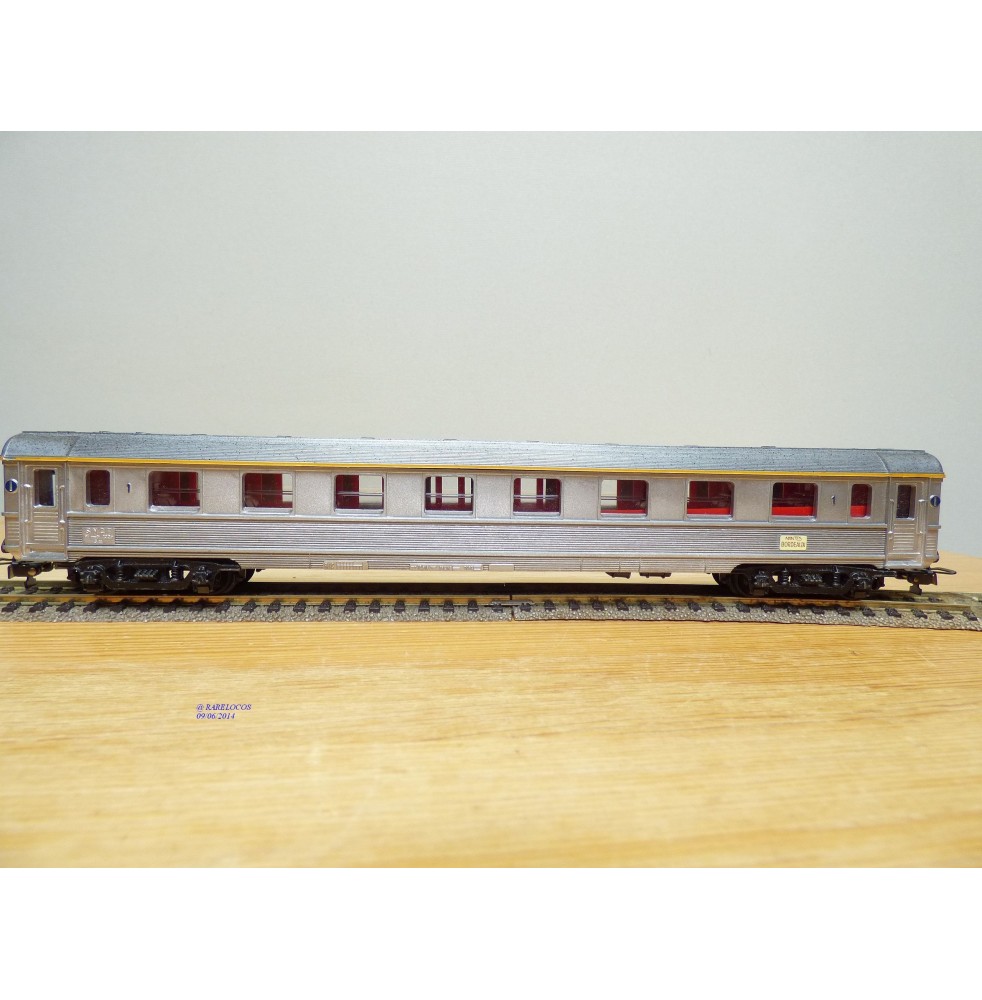 HORNBY acHO 737, voiture Inox 1 Cl. A8 myfi   SNCF BO