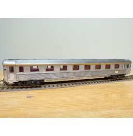 HORNBY acHO 737, voiture Inox 1 Cl. A8 myfi   SNCF BO
