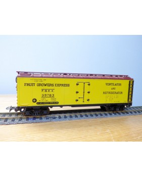 RIVAROSSI  véro  C reef / 1, wagon réfrigérant  ( reefer  ) Fruit Grower Express  neuf  BO