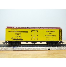 RIVAROSSI  véro  C reef / 1, wagon réfrigérant  ( reefer  ) Fruit Grower Express  neuf  BO