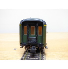 LILIPUT  832 70,  voiture  mixte 1/2 Cl. dite à jupes ( ex Schürzenwagen DR )  SNCF neuf  BO